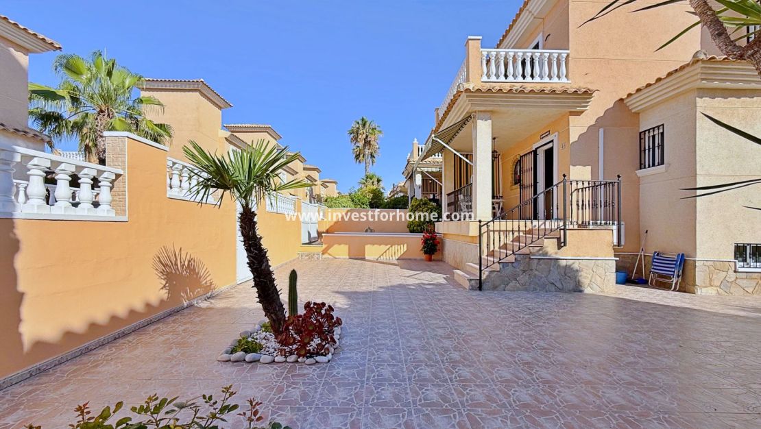 Reventa - Chalet - Orihuela Costa - Inland