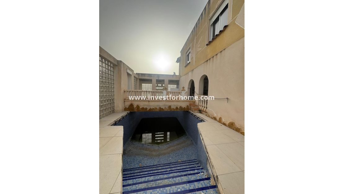 Reventa - Chalet - Orihuela Costa - La Campaneta