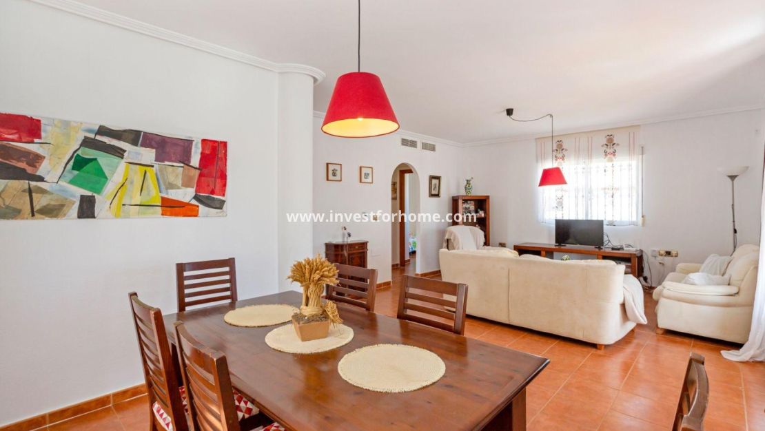 Reventa - Chalet - Orihuela Costa - La Zenia