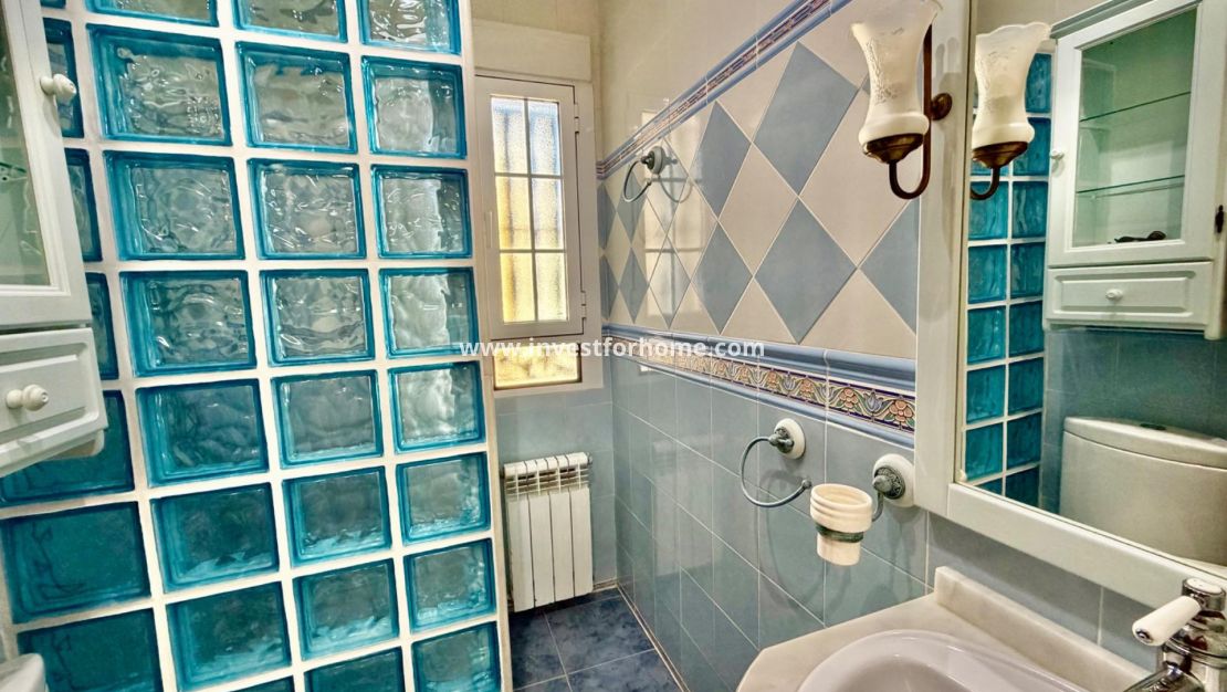 Reventa - Chalet - Orihuela Costa - La Zenia