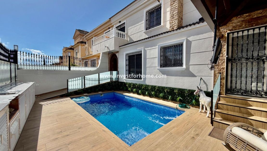 Reventa - Chalet - Orihuela Costa - La Zenia