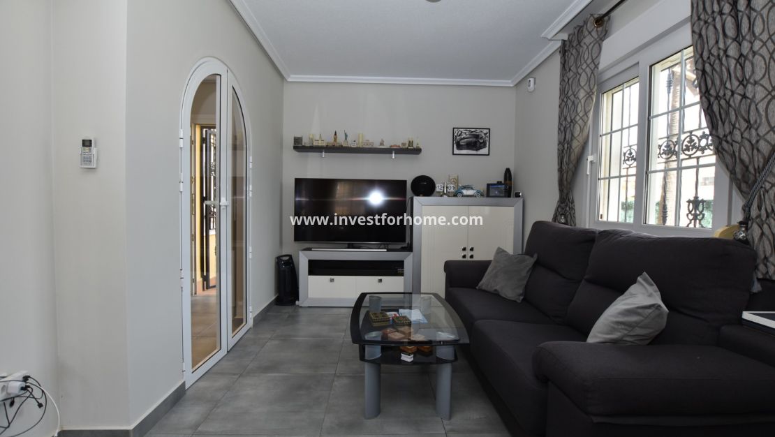 Reventa - Chalet - Orihuela Costa - Los Dolses