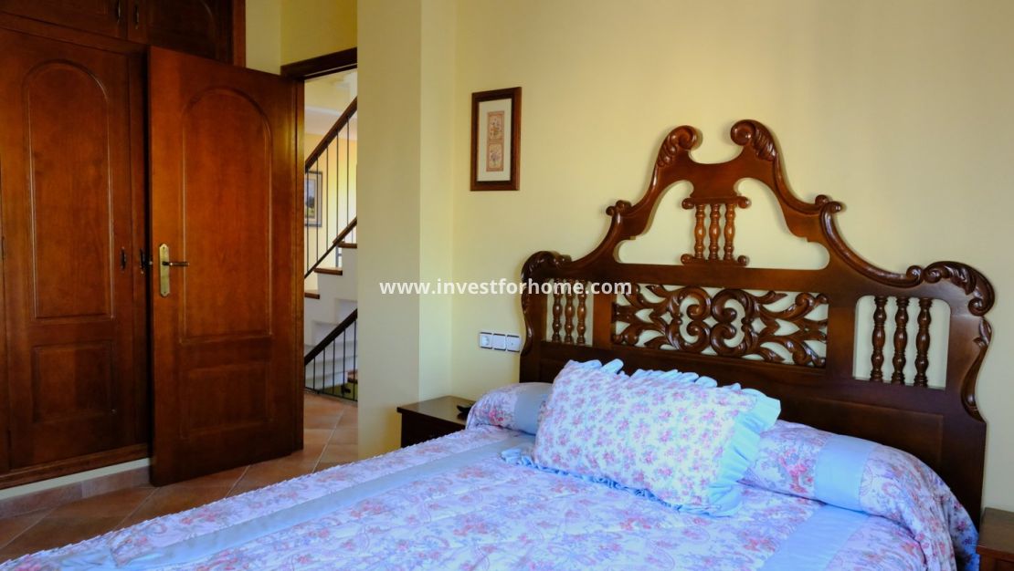 Reventa - Chalet - Orihuela Costa - Orihuela