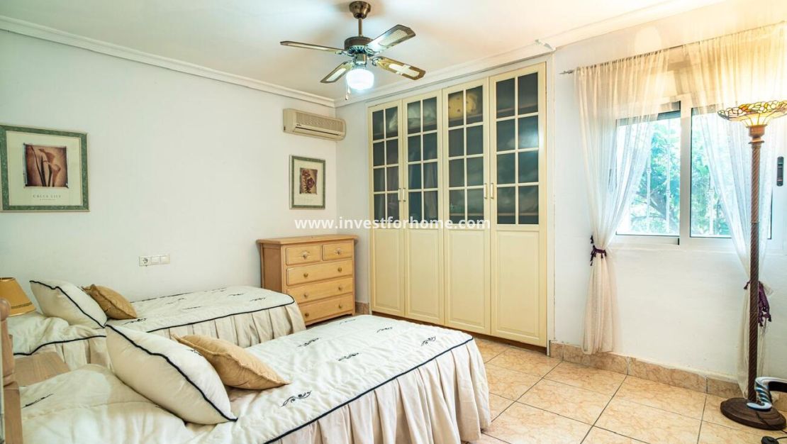 Reventa - Chalet - Orihuela Costa - Orihuela