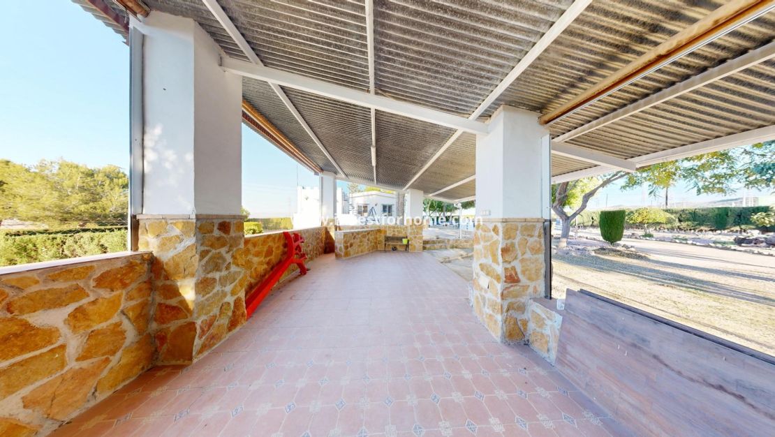 Reventa - Chalet - Orihuela Costa - Orihuela