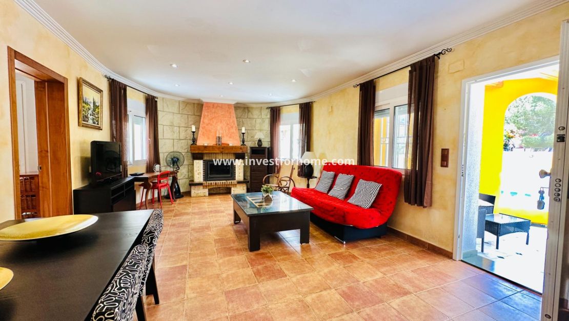 Reventa - Chalet - Orihuela Costa - Urb. Montepinar