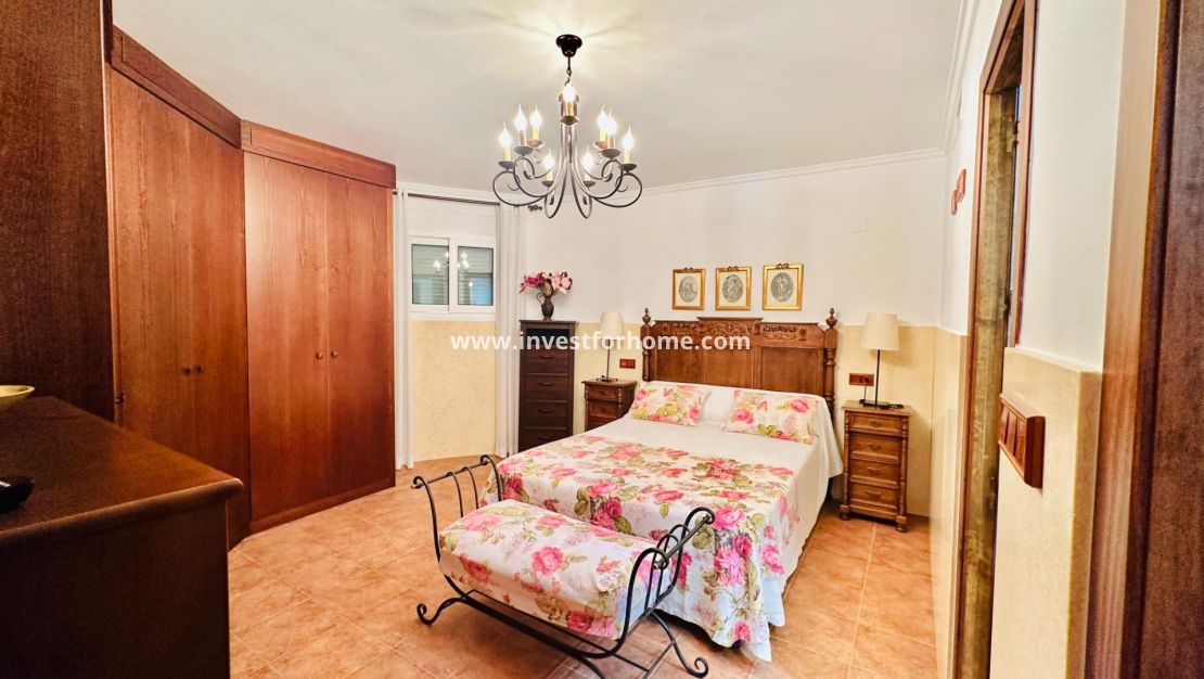 Reventa - Chalet - Orihuela Costa - Urb. Montepinar