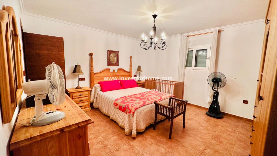 Reventa - Chalet - Orihuela Costa - Urb. Montepinar