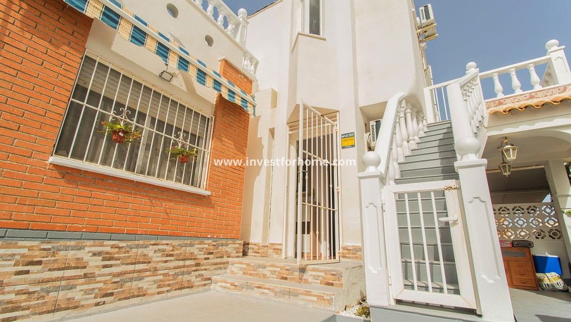 Reventa - Chalet - Orihuela Costa - Urbanización Perla Del Mar