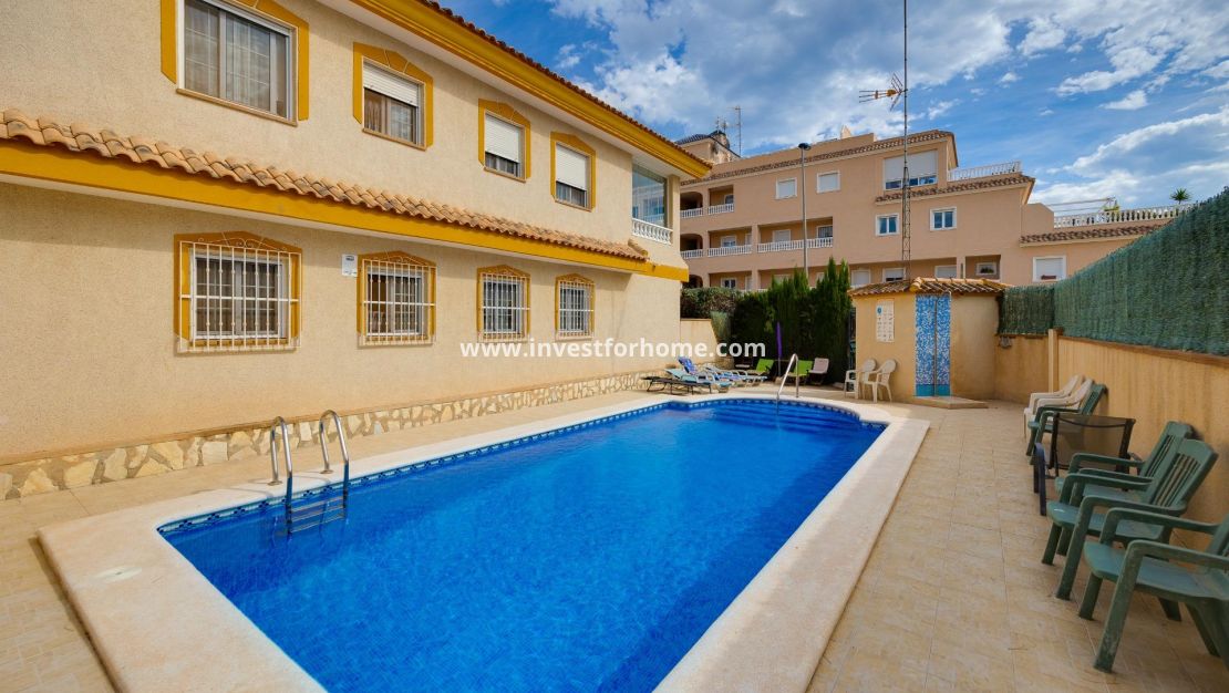 Reventa - Chalet - Orihuela Costa - Villamartín