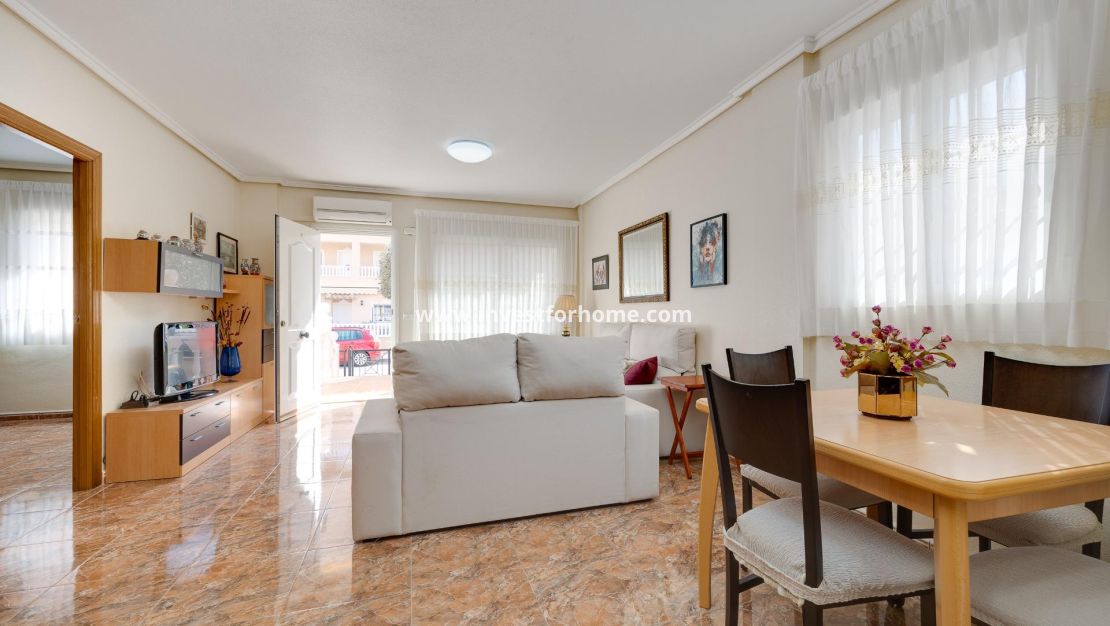 Reventa - Chalet - Orihuela Costa - Villamartín