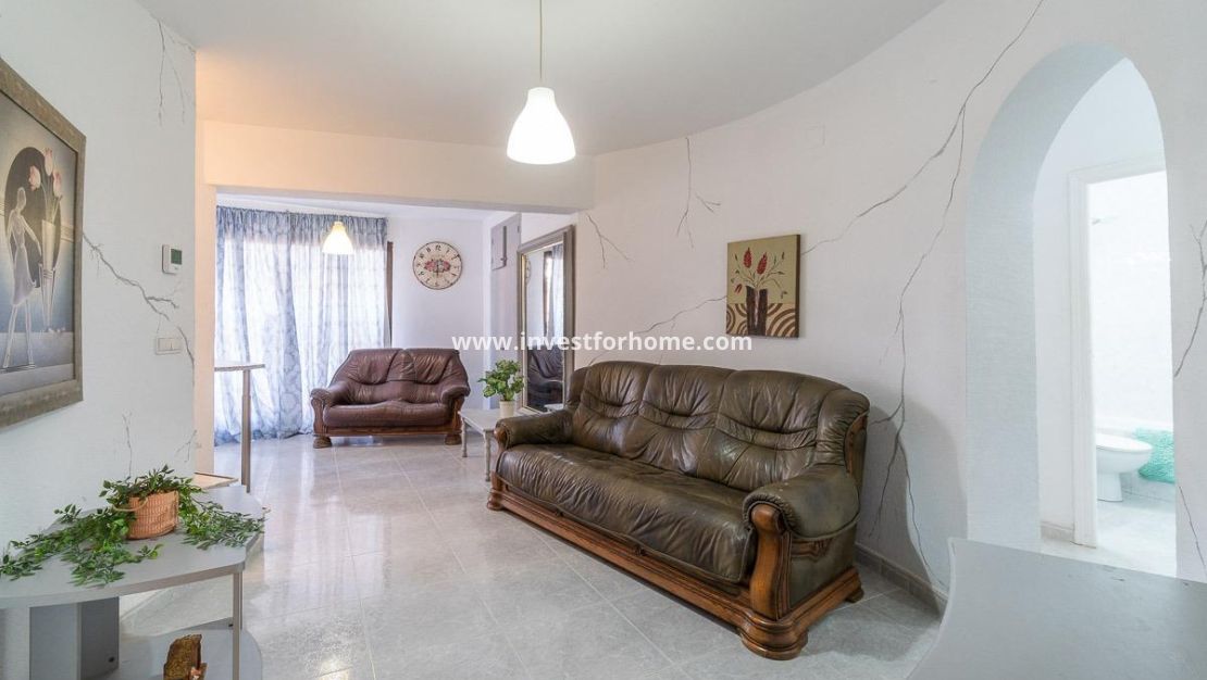 Reventa - Chalet - Orihuela Costa - Villamartín