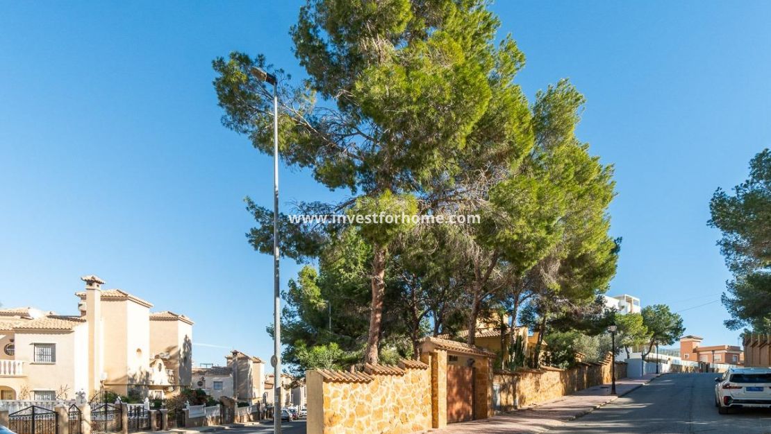 Reventa - Chalet - Orihuela Costa - Villamartín