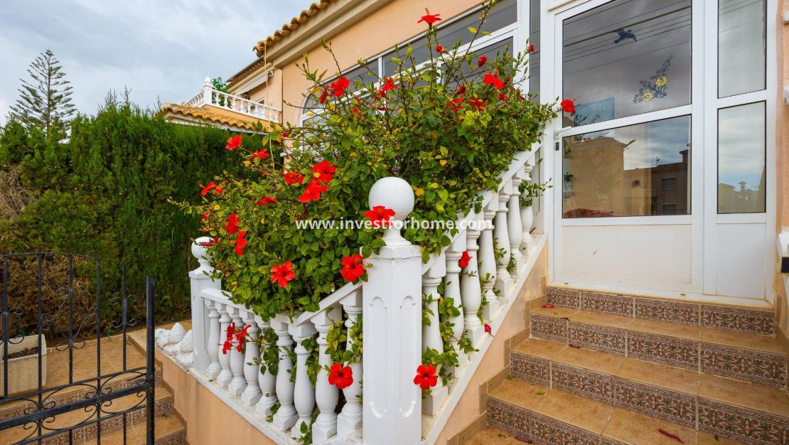 Reventa - Chalet - Orihuela Costa - Villamartín