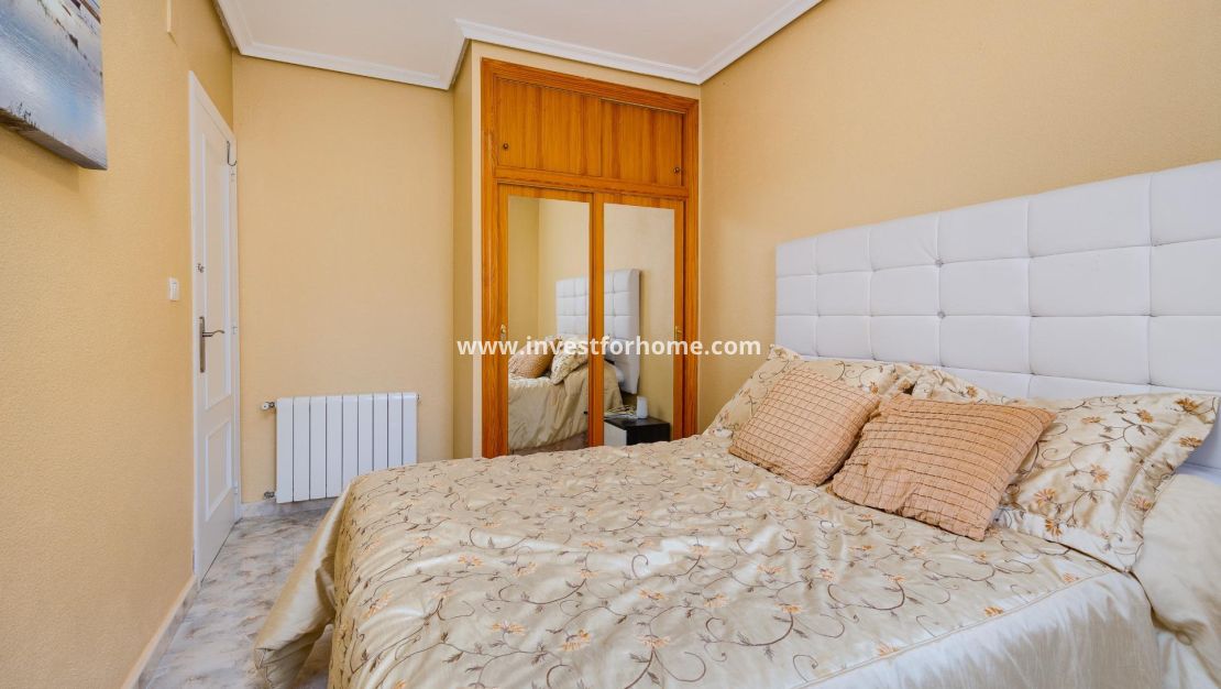 Reventa - Chalet - Orihuela Costa - Villamartín