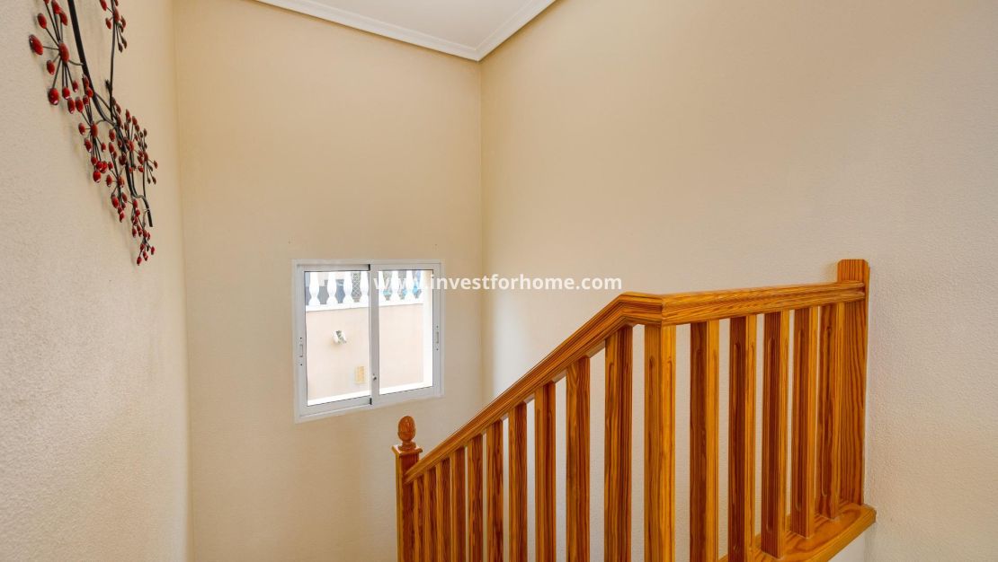 Reventa - Chalet - Orihuela Costa - Villamartín