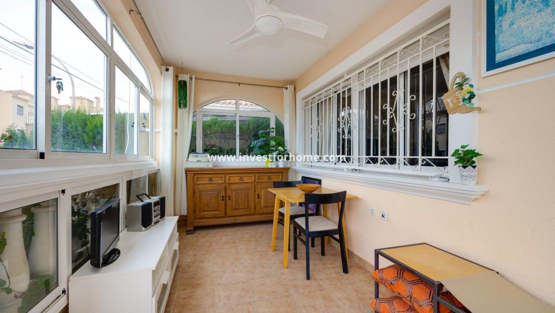 Reventa - Chalet - Orihuela Costa - Villamartín