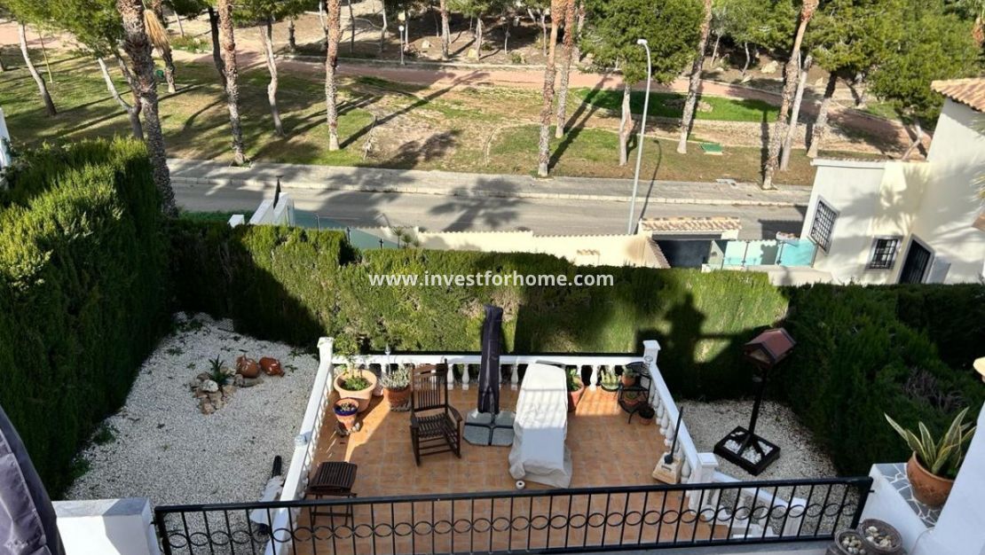 Reventa - Chalet - Orihuela Costa - Villamartin