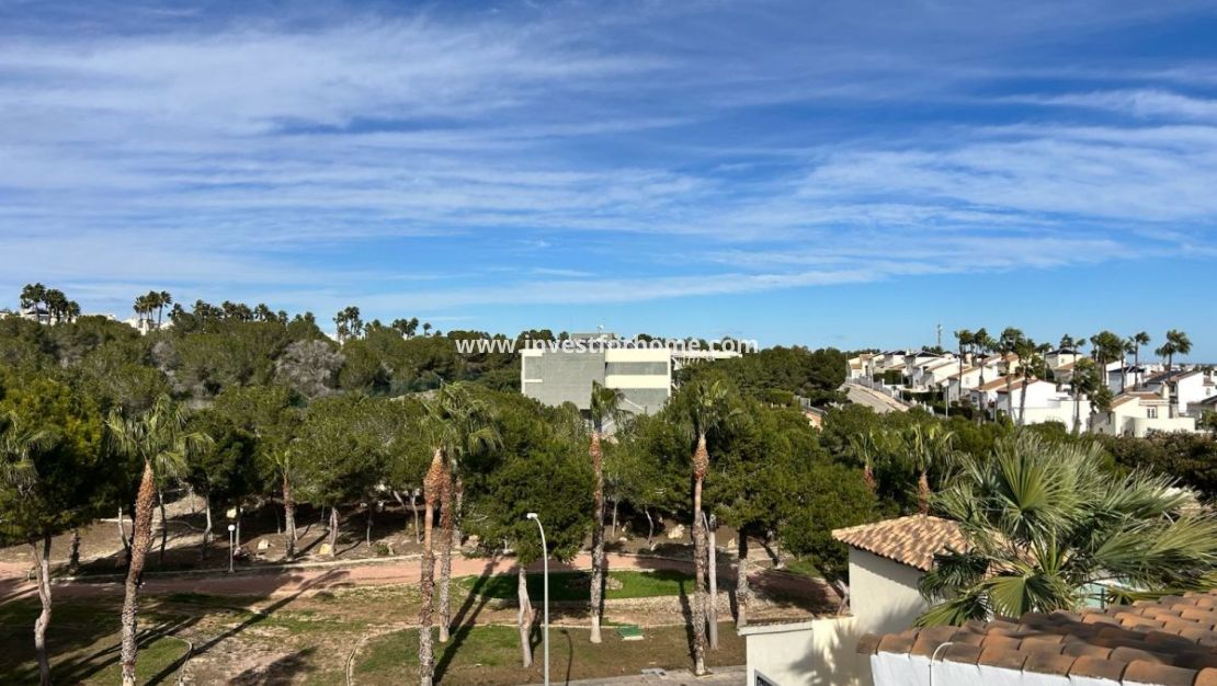 Reventa - Chalet - Orihuela Costa - Villamartin