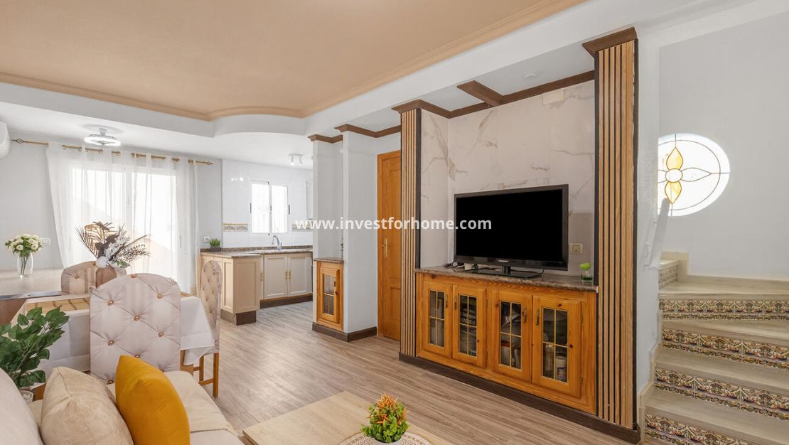 Reventa - Chalet - Orihuela Costa - Villamartín