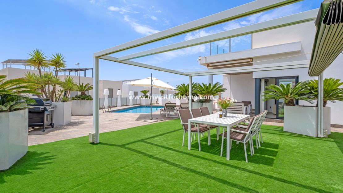 Reventa - Chalet - Orihuela Costa - Villamartín
