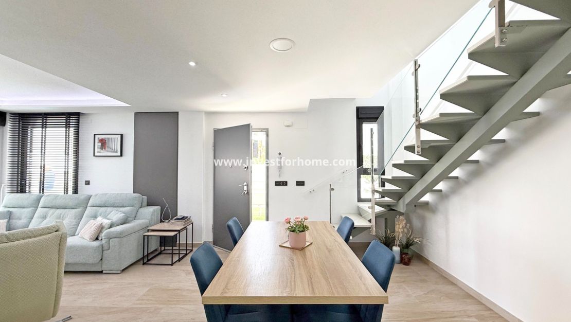 Reventa - Chalet - Orihuela Costa - Villamartín