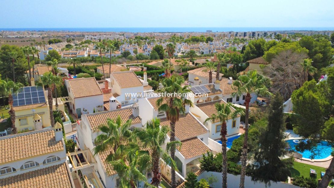 Reventa - Chalet - Orihuela Costa - Villamartín