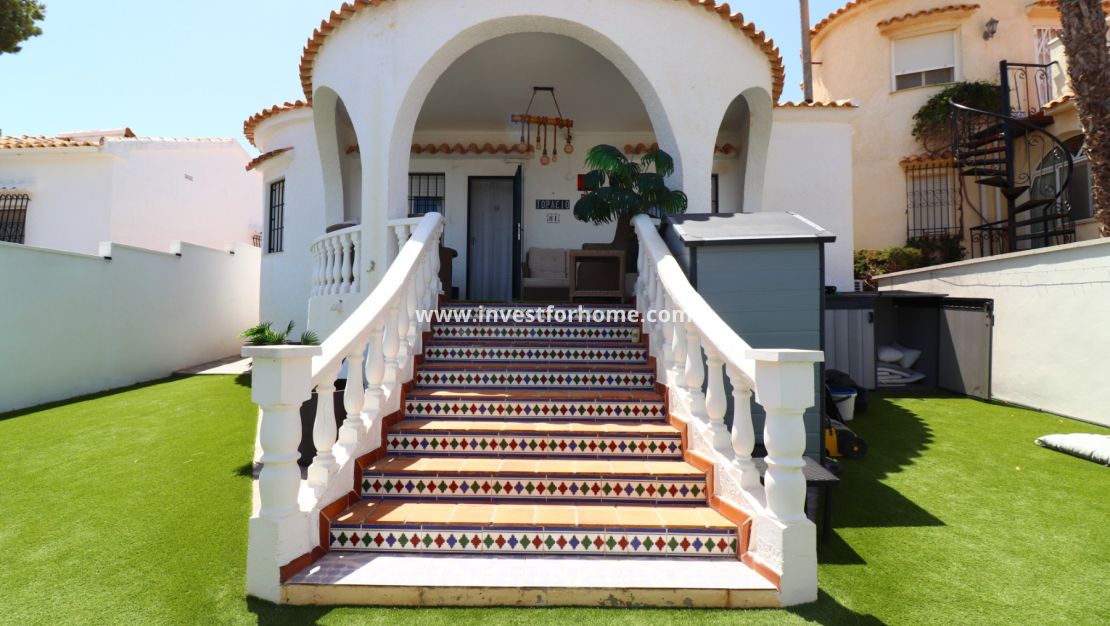 Reventa - Chalet - Orihuela Costa - Villamartín