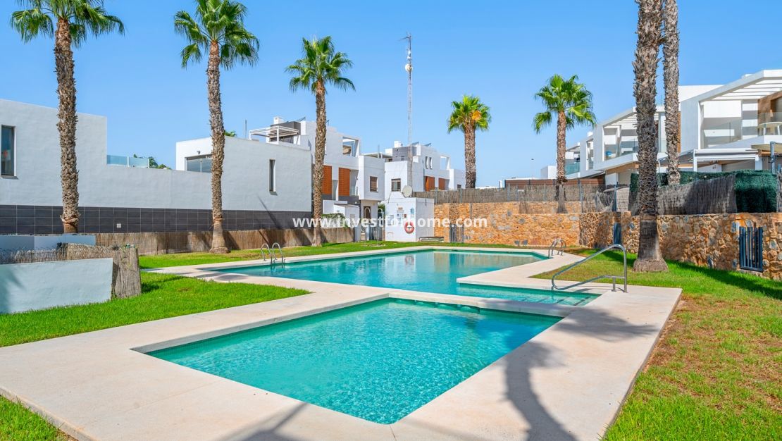 Reventa - Chalet - Orihuela Costa - Villamartín