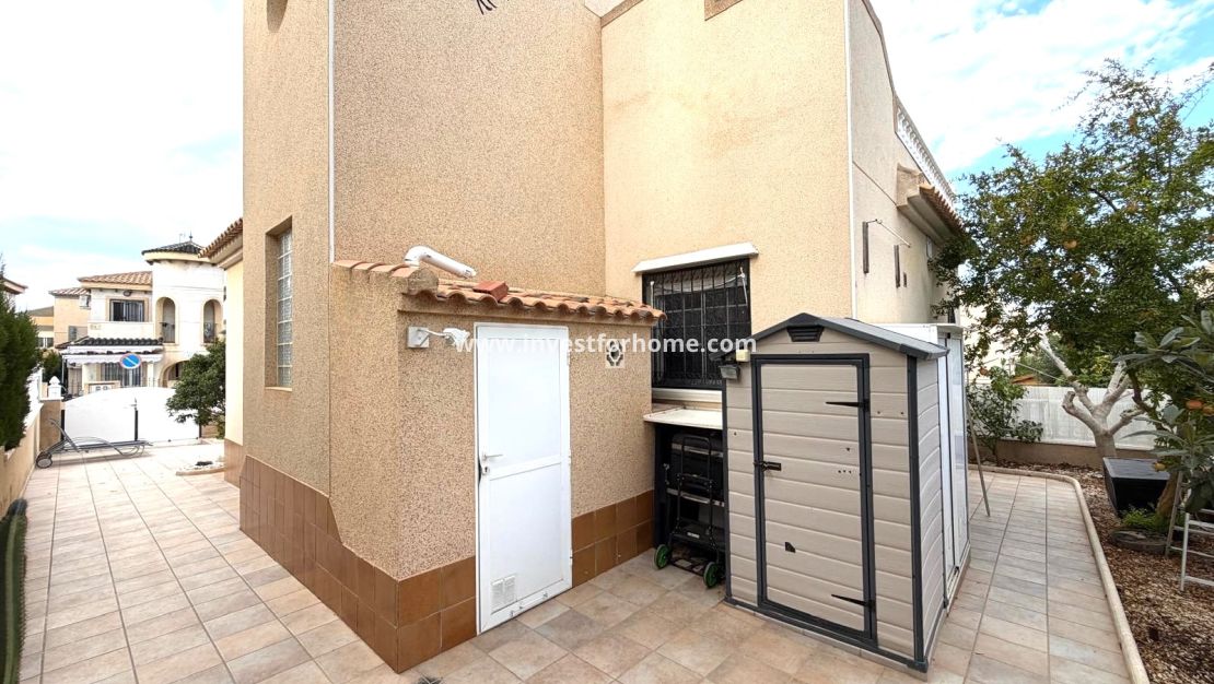 Reventa - Chalet - Orihuela Costa - Villamartín