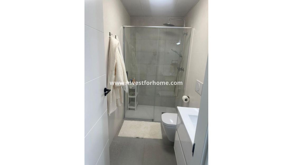 Reventa - Chalet - Roldan - Inland