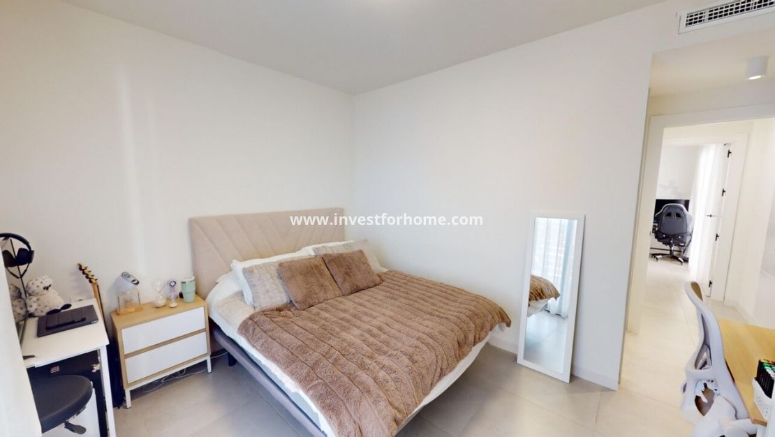 Reventa - Chalet - Roldan - Inland