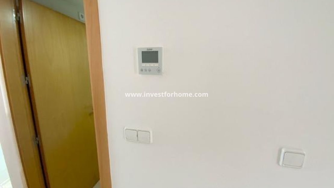 Reventa - Chalet - Roldan - Inland