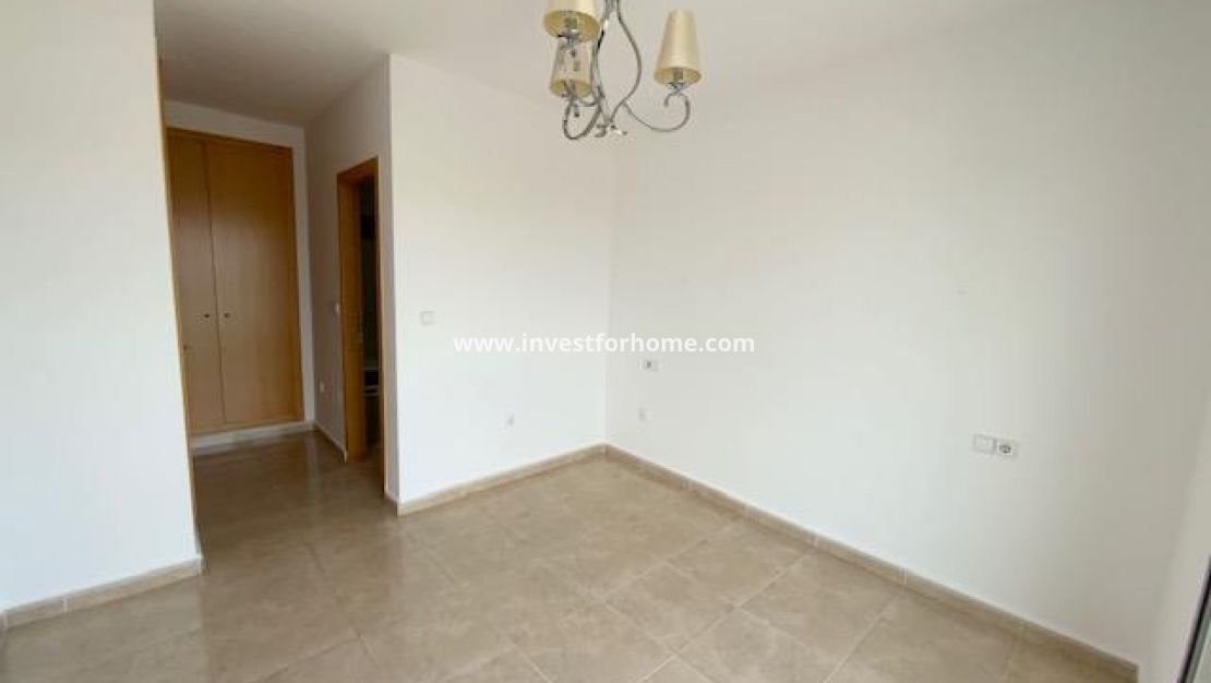 Reventa - Chalet - Roldan - Inland