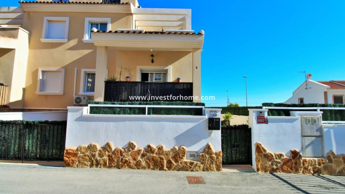 Reventa - Chalet - San Miguel de Salinas - Residencial Los Flamencos