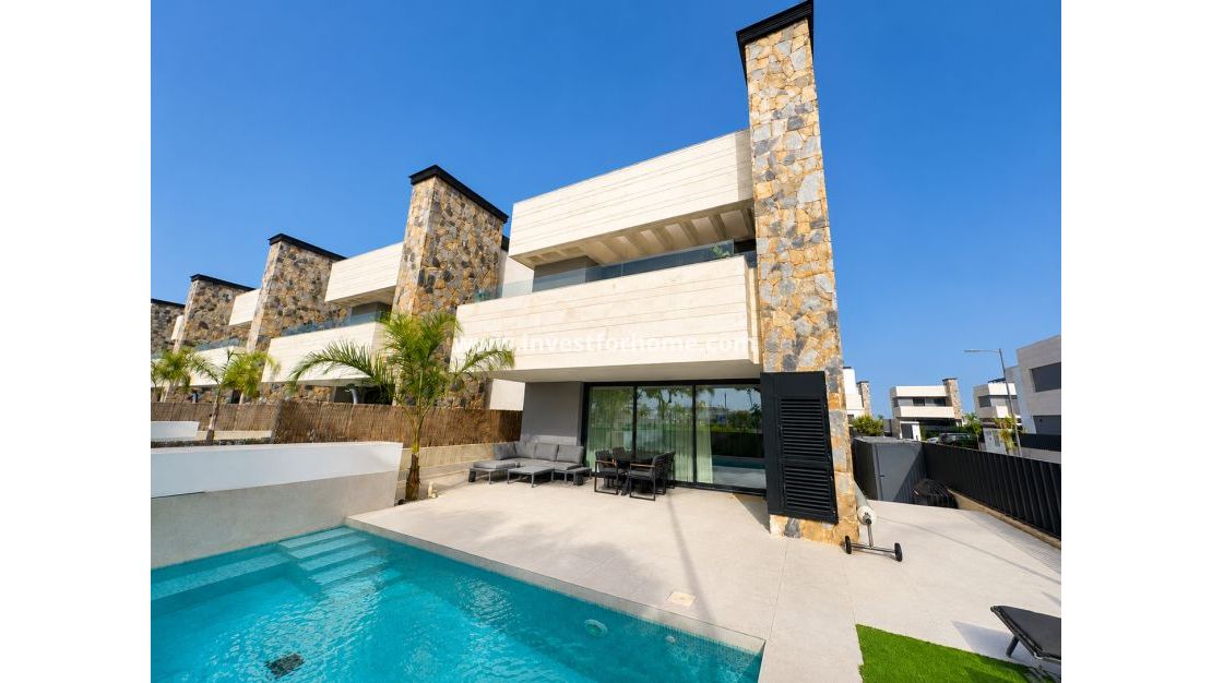 Reventa - Chalet - Santa Rosalia - Inland