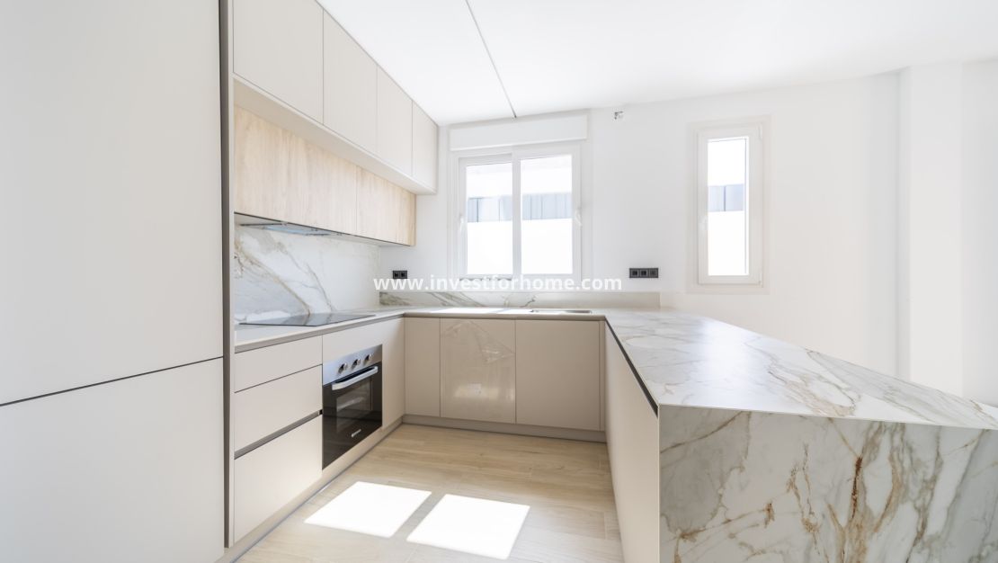 Reventa - Chalet - Torrevieja - aguas nuevas