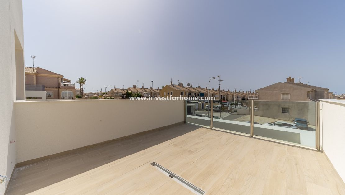 Reventa - Chalet - Torrevieja - aguas nuevas