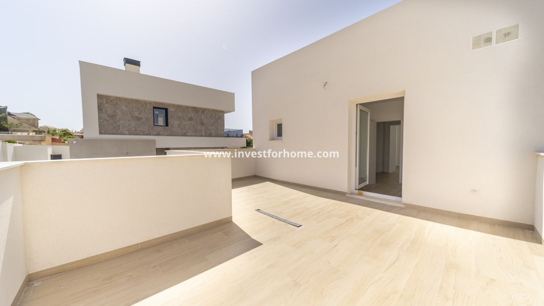 Reventa - Chalet - Torrevieja - aguas nuevas