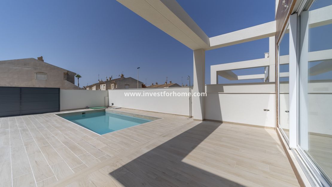 Reventa - Chalet - Torrevieja - aguas nuevas