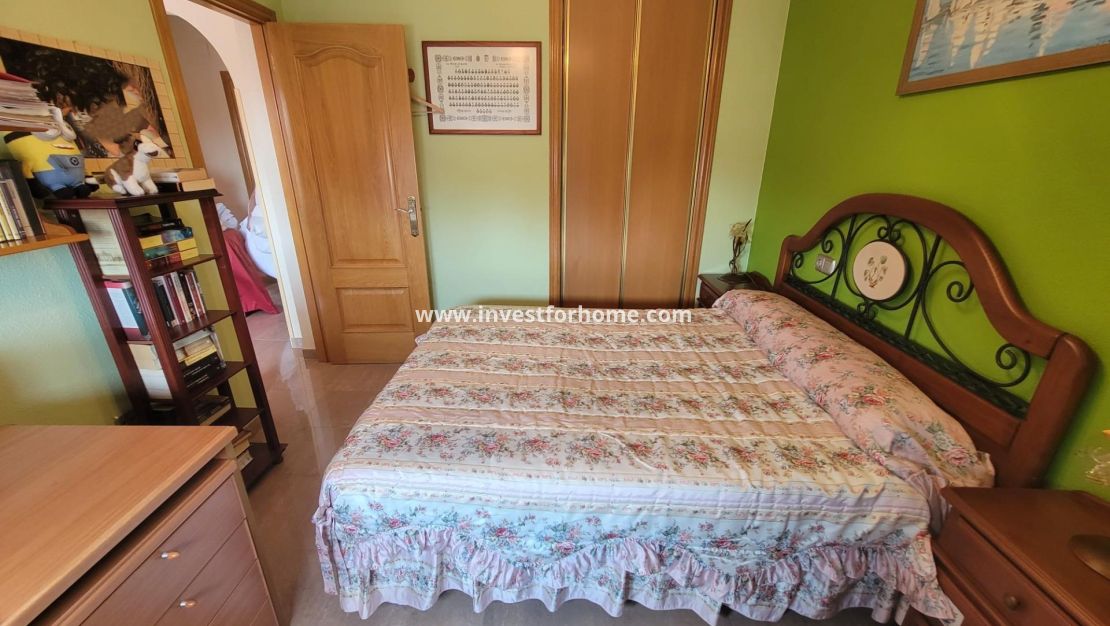 Reventa - Chalet - Torrevieja - aguas nuevas