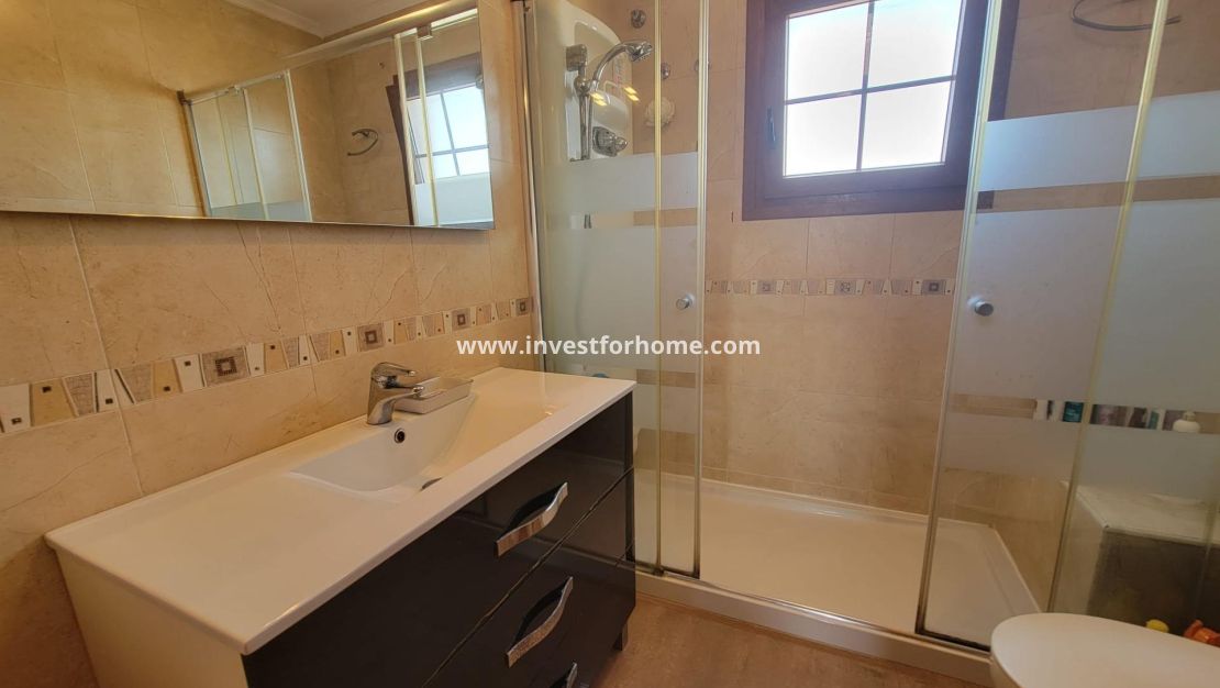 Reventa - Chalet - Torrevieja - aguas nuevas