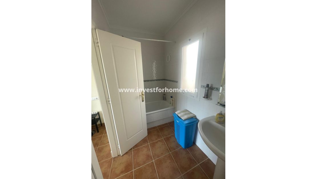 Reventa - Chalet - Torrevieja - aguas nuevas