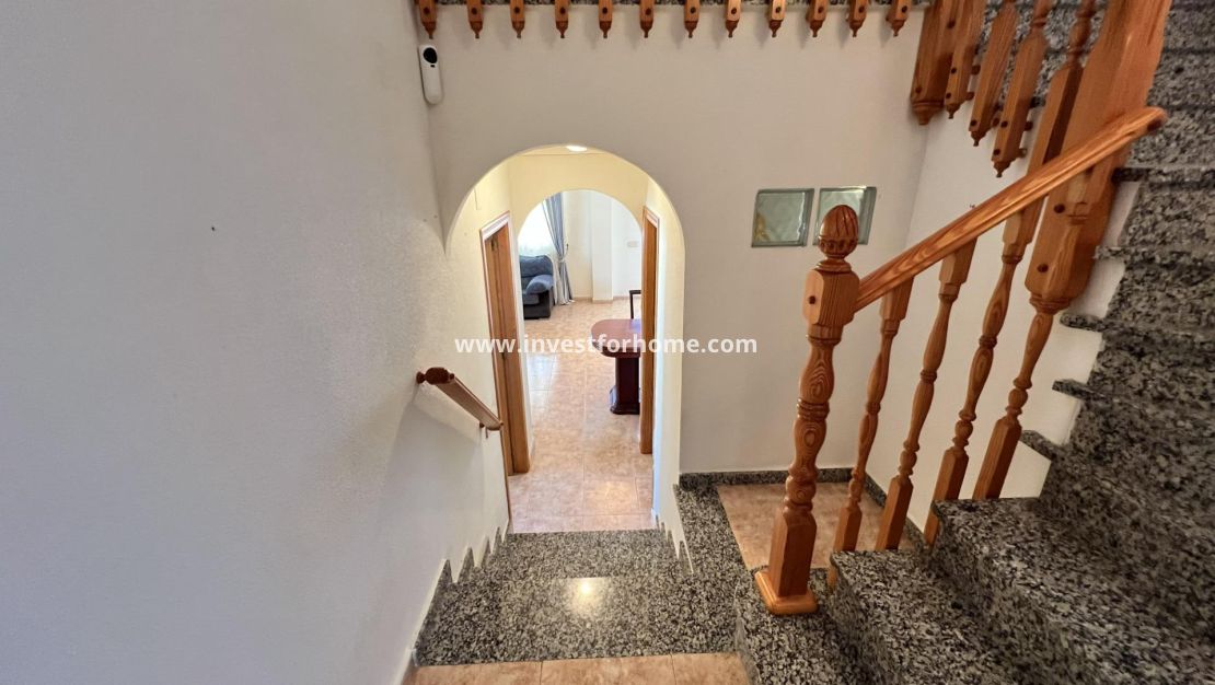 Reventa - Chalet - Torrevieja - aguas nuevas