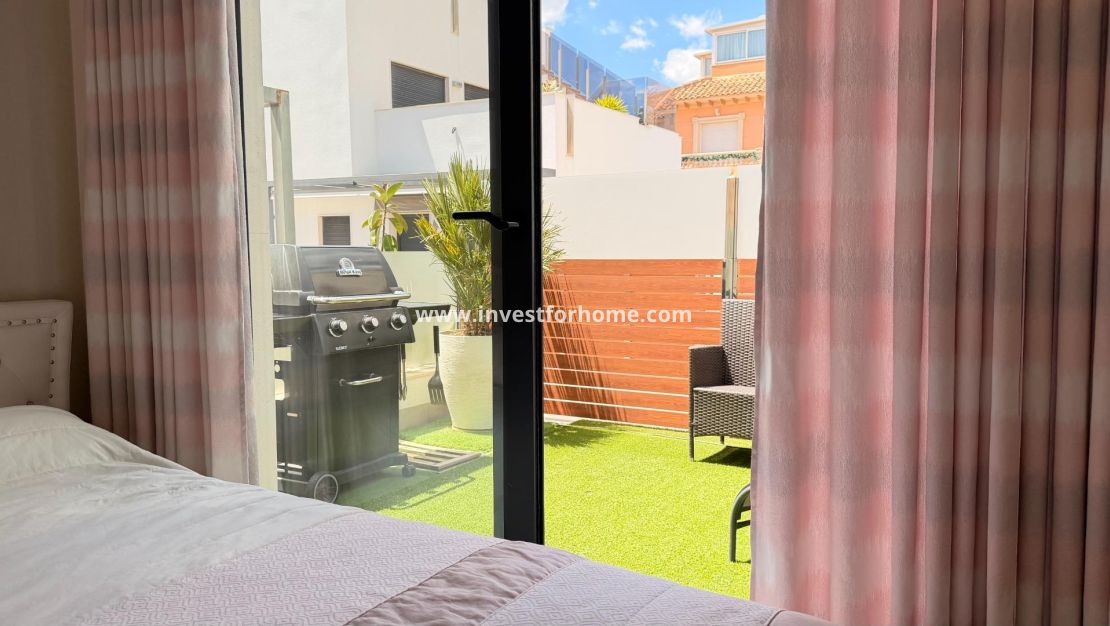 Reventa - Chalet - Torrevieja - aguas nuevas