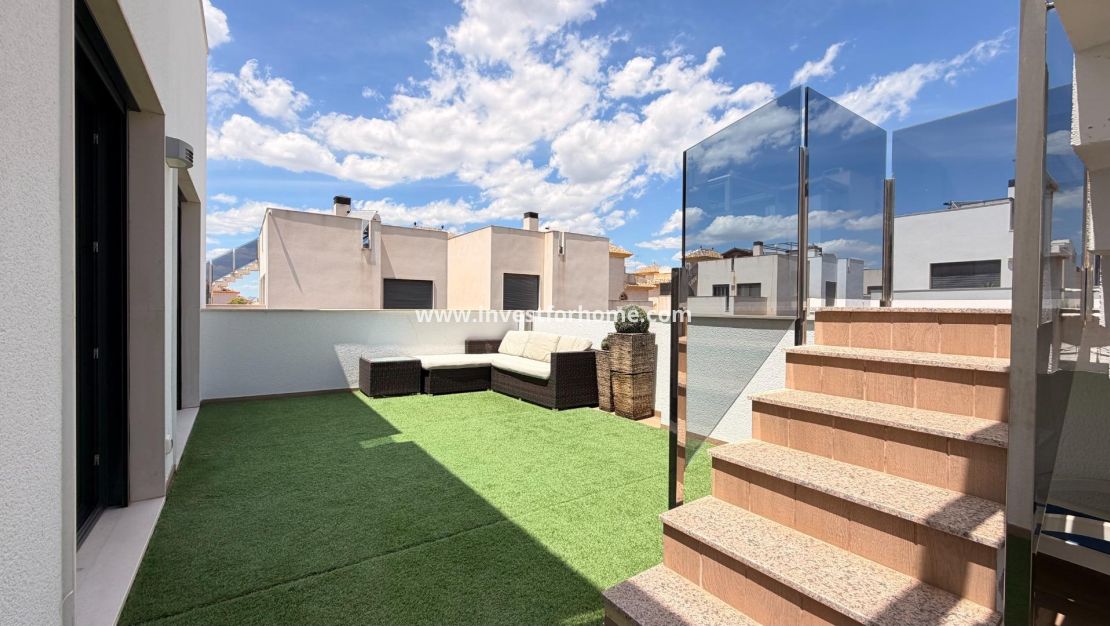 Reventa - Chalet - Torrevieja - aguas nuevas
