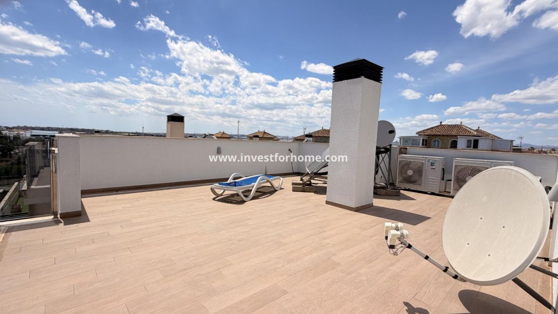 Reventa - Chalet - Torrevieja - aguas nuevas