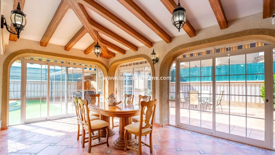 Reventa - Chalet - Torrevieja - El Chaparral