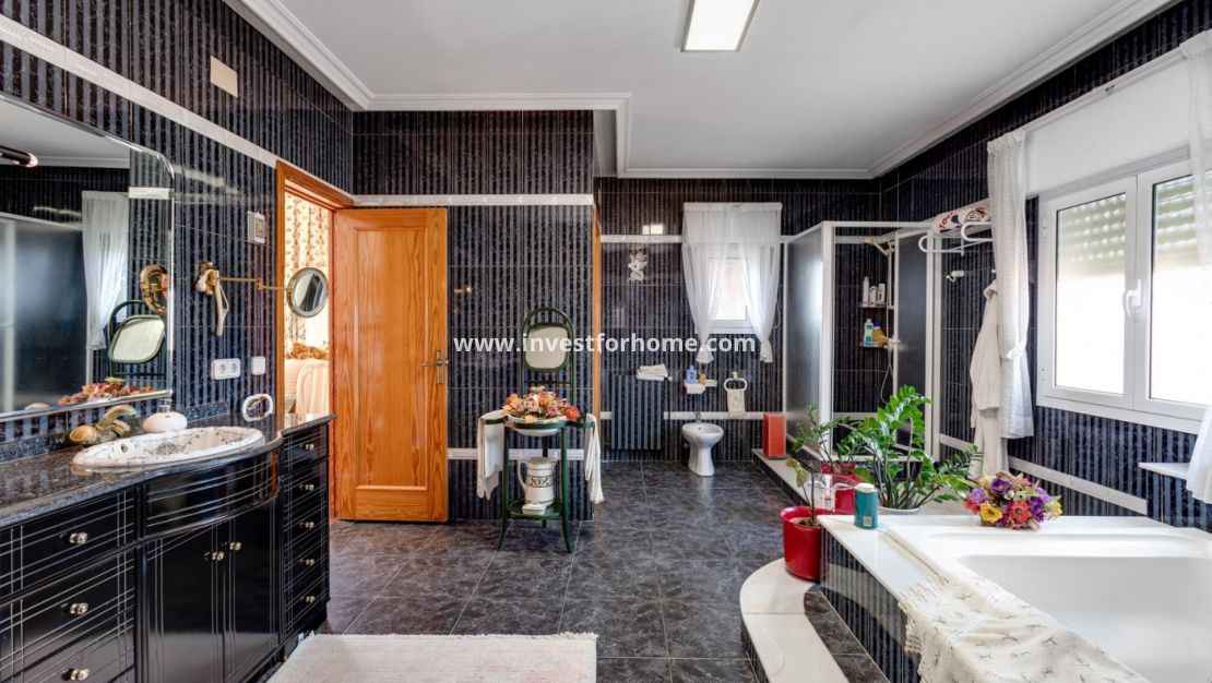 Reventa - Chalet - Torrevieja - La Siesta-El Chaparral