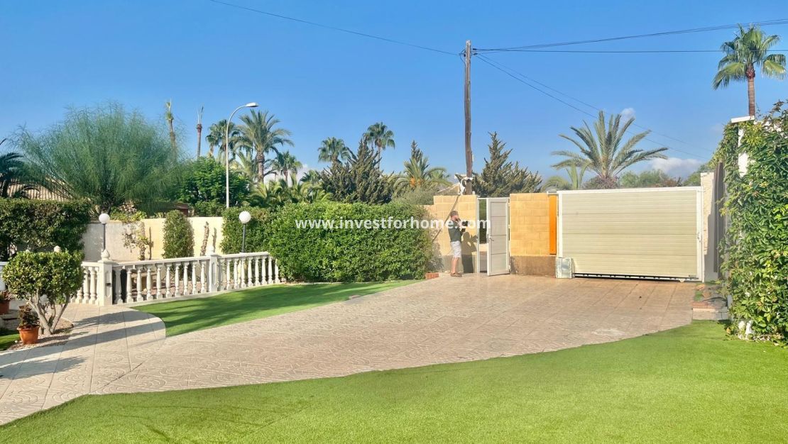 Reventa - Chalet - Torrevieja - La Siesta-El Chaparral